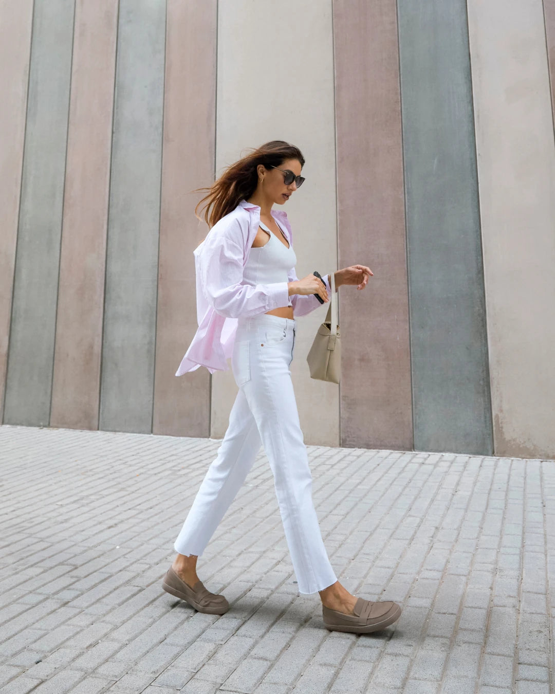 Avignon Woman Elephant Gray