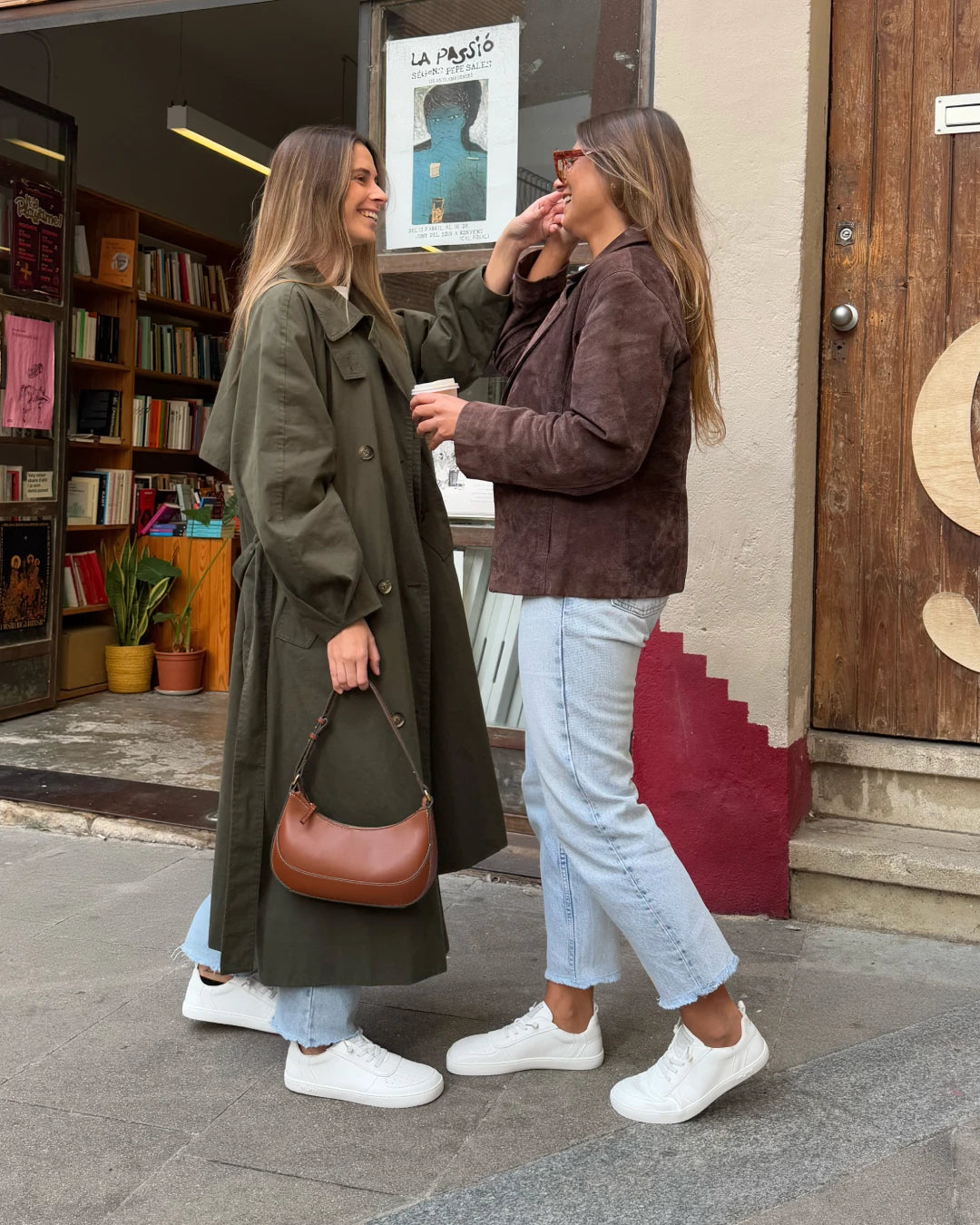 Nuuk Woman Off White