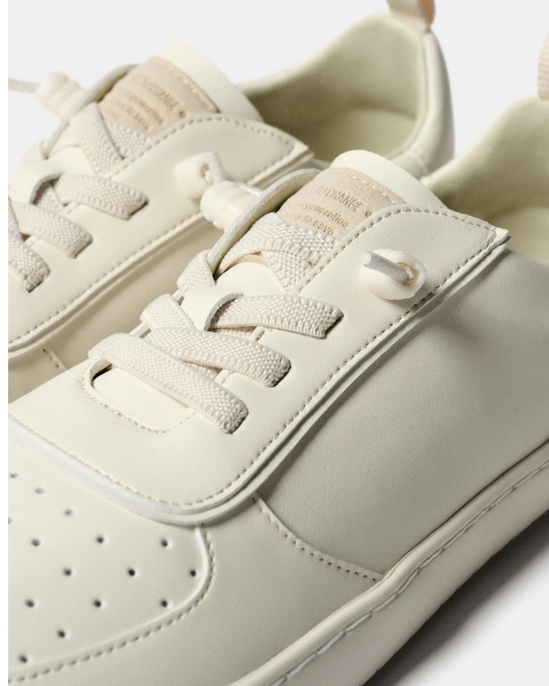 Nuuk Woman Vanilla Ice