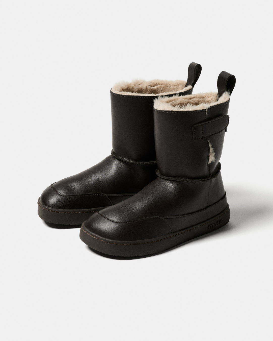 Siberia Junior Dark Brown