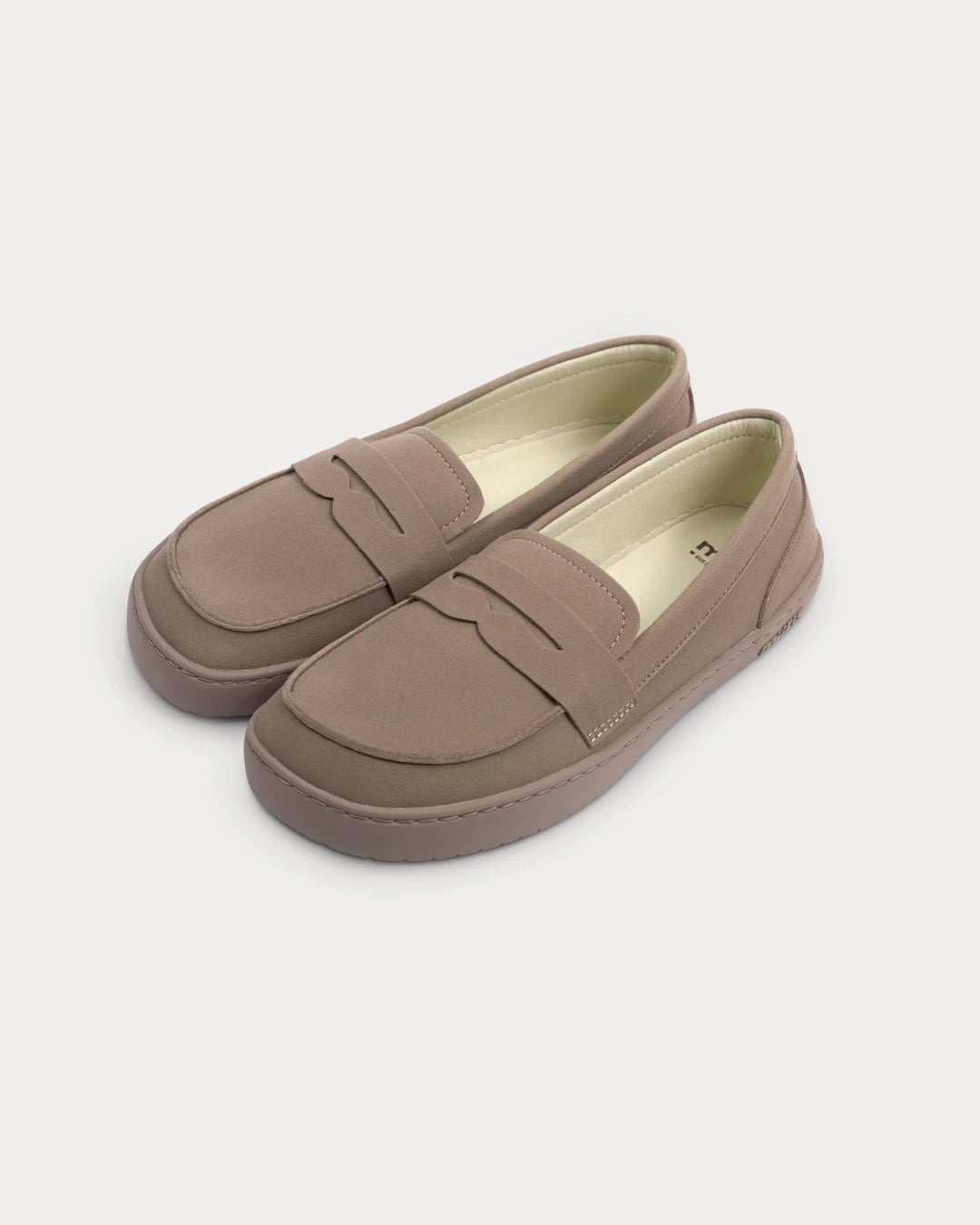 Avignon Woman Elephant Gray