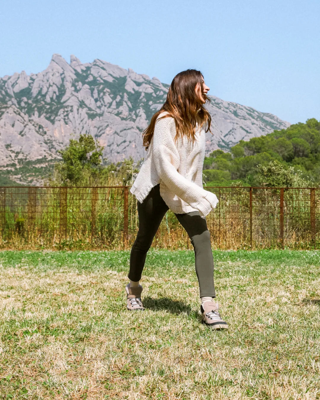 Baltic Woman Warm Taupe