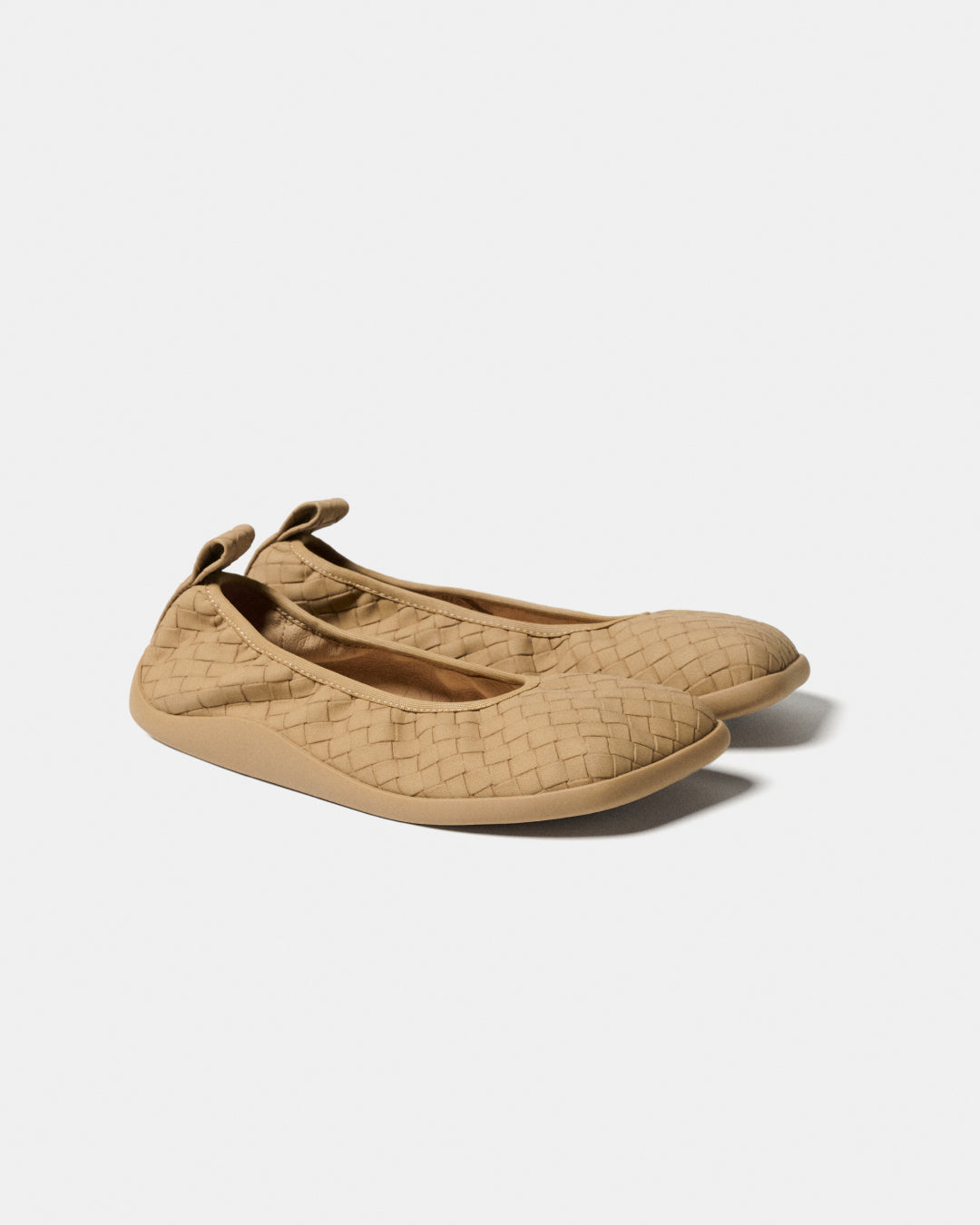 Elda Woman Camel