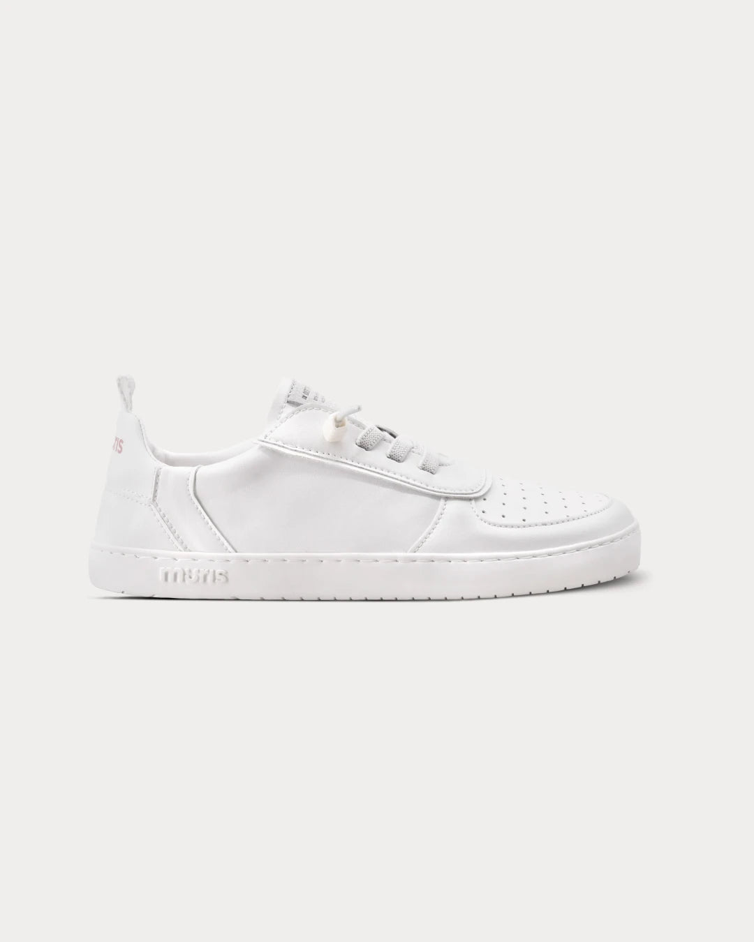 Nuuk Woman Off White