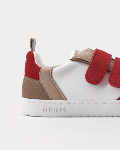 Petra Junior Fire Red